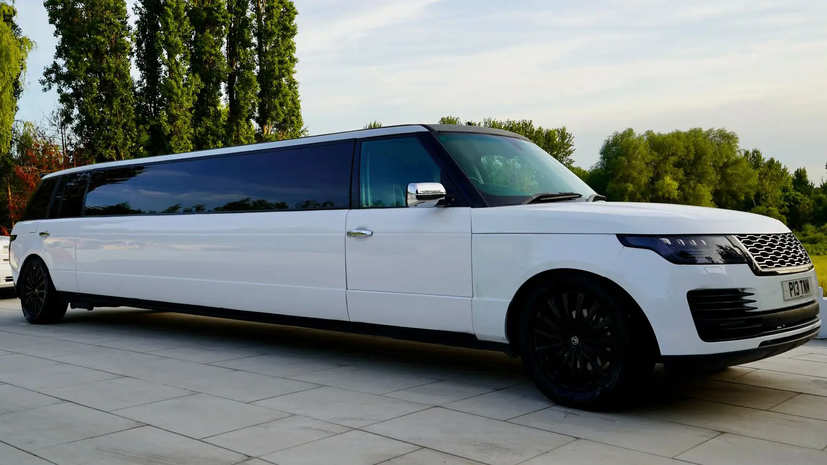 Range Rover Stretch Limousine NYC