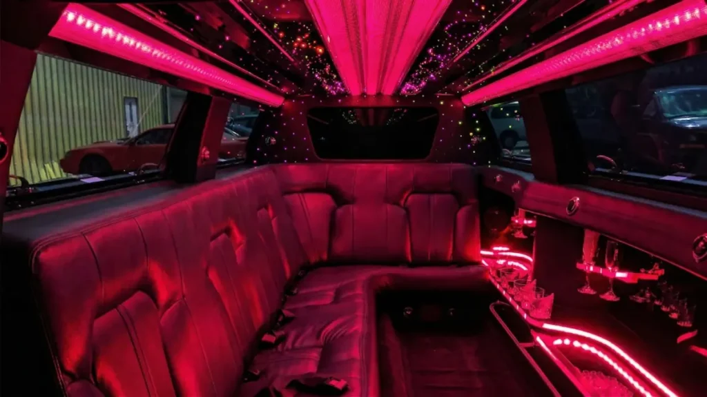 Lincoln MKT Limo Interior & Features_